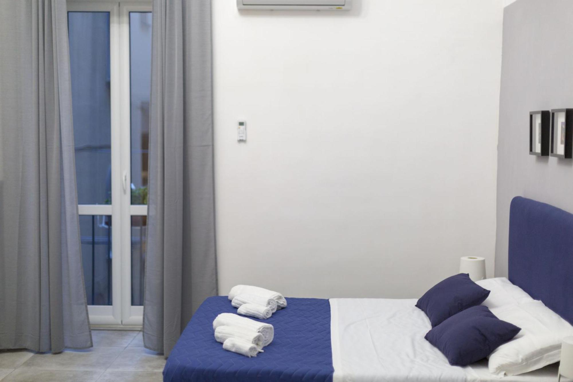 Bell'Ebbuono Suite Наполи Екстериор снимка