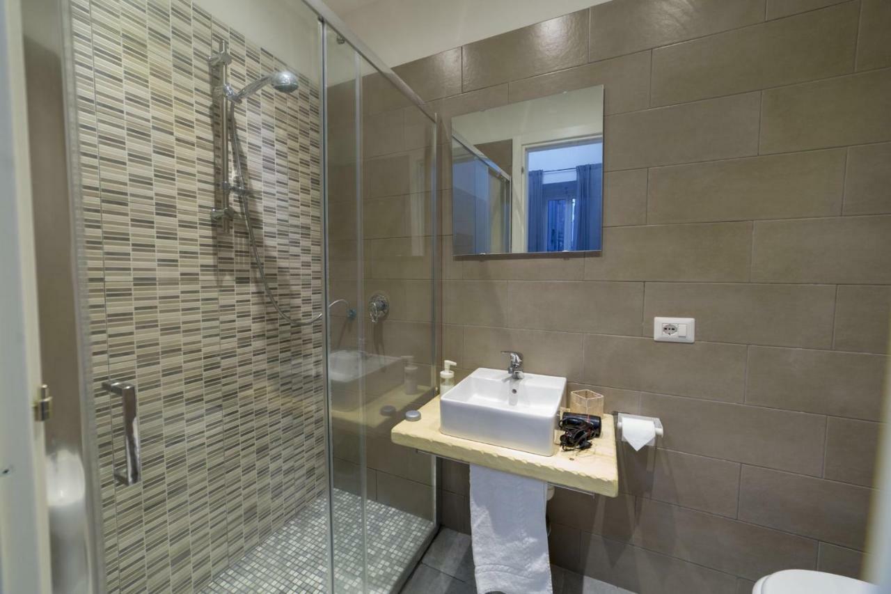 Bell'Ebbuono Suite Наполи Екстериор снимка